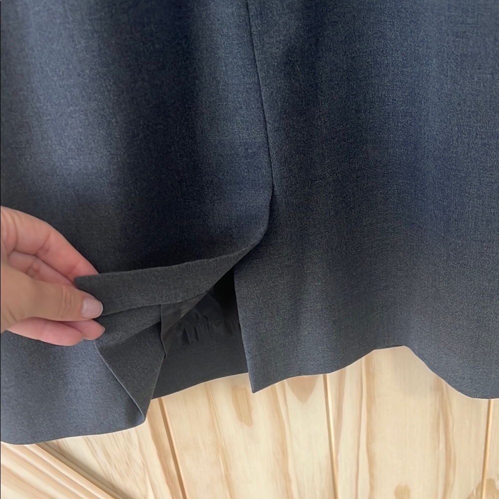 Tahari GreySheath Dress with Cap Sleeves - Picture 7 of 8